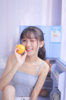 夕阳染红的街道